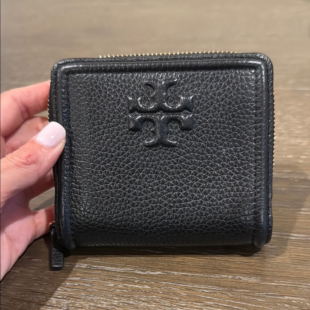 Tory Burch Black Leather Wallet